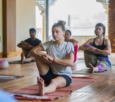 100-Hour-Yoga-Teacher-Training-In-Rishikesh